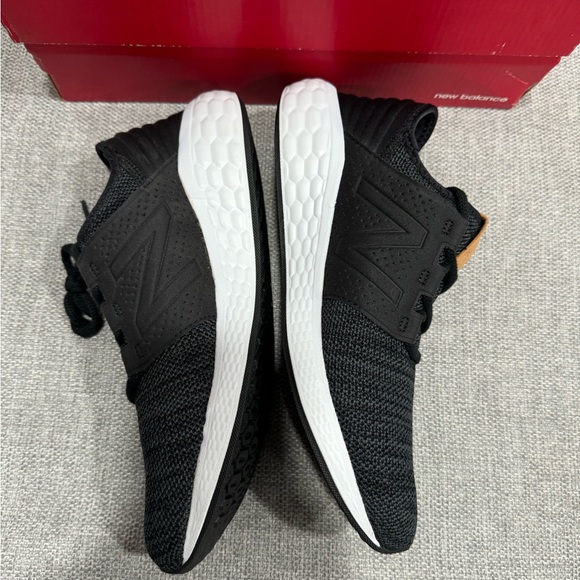 NEW BALANCE Shoes Big Kids Size 6.5 - Picture 5 of 8